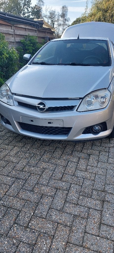 Opel tigra twintop, Auto's, Cabriolet, Leder, Overige kleuren, 1400 cc