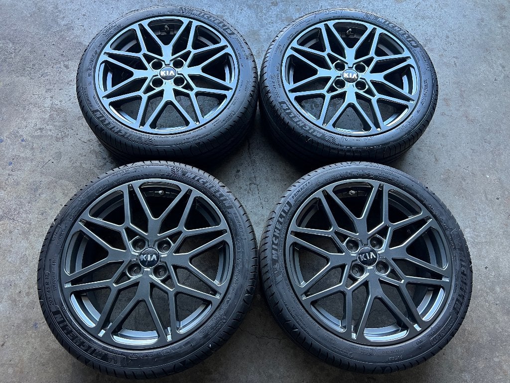 4x100 17 inch Org Kia Rio 2011+ Velgen + Banden + TPMS, Auto-onderdelen, Banden en Velgen, Ophalen, Gebruikt, Banden en Velgen