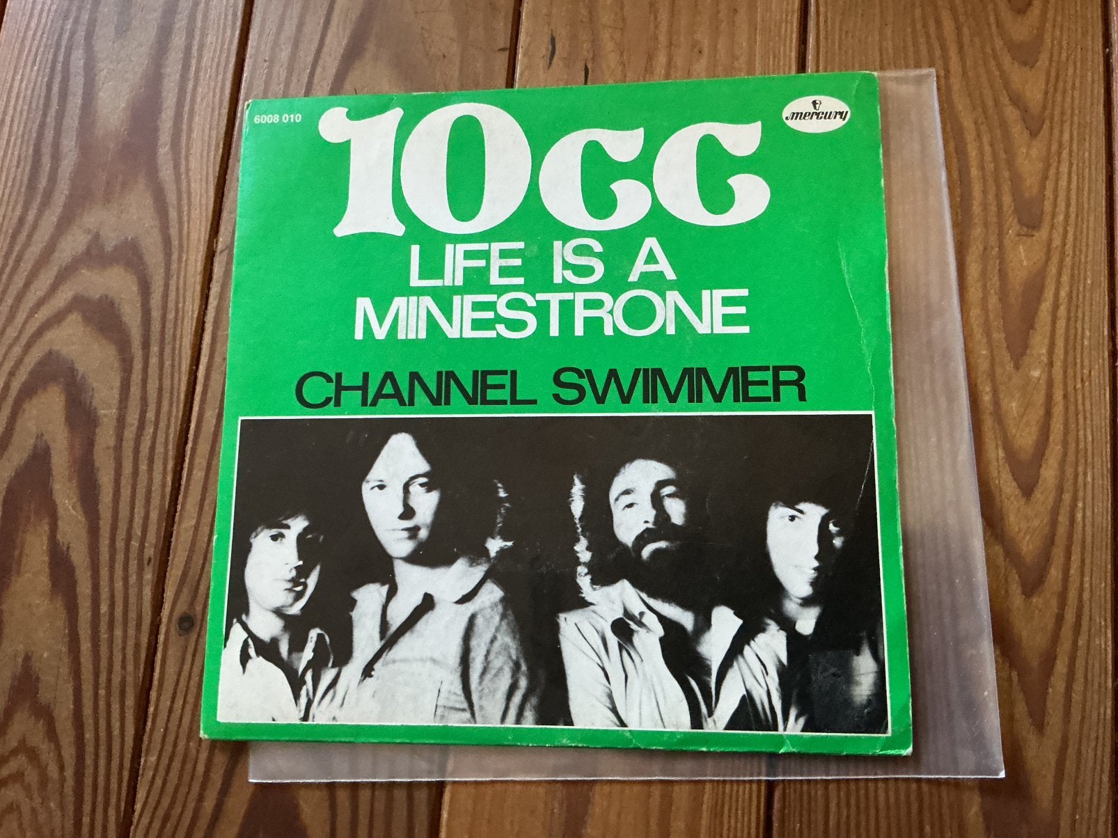 10CC - La vie est un minestrone, Enlèvement ou Envoi, Comme neuf