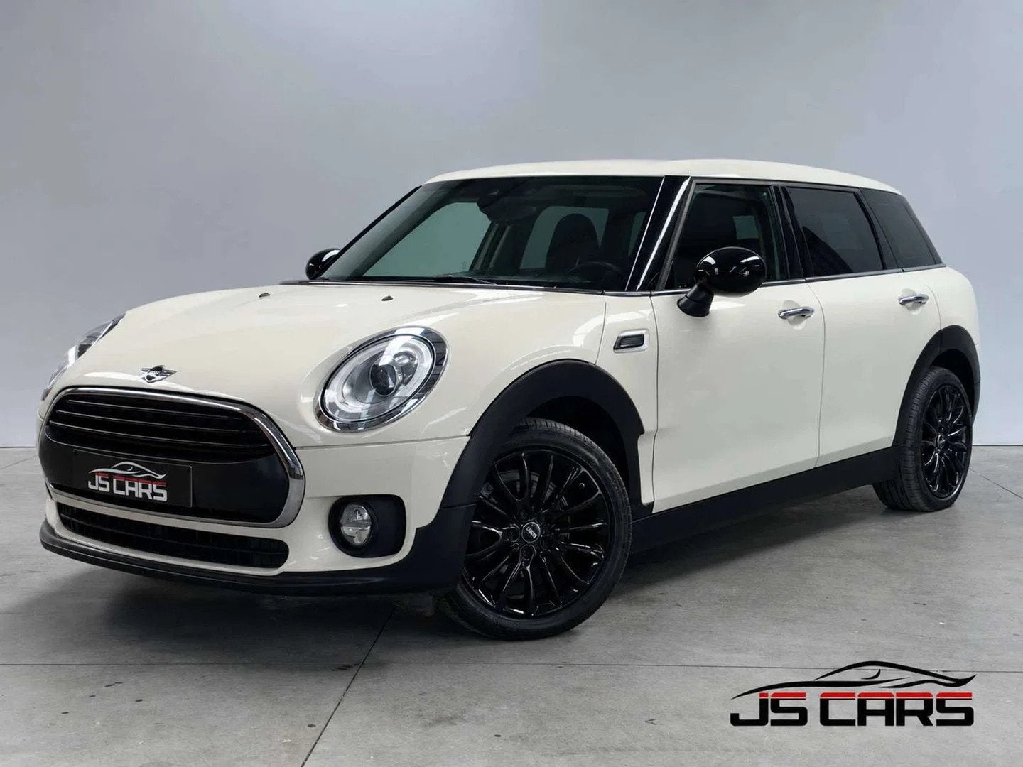 MINI Clubman One 1.5D-GPS-LED-AIRCO AUTO-BLUETOOTH-JANTES17-, Auto's, Stof, Gebruikt, 116 pk, Wit