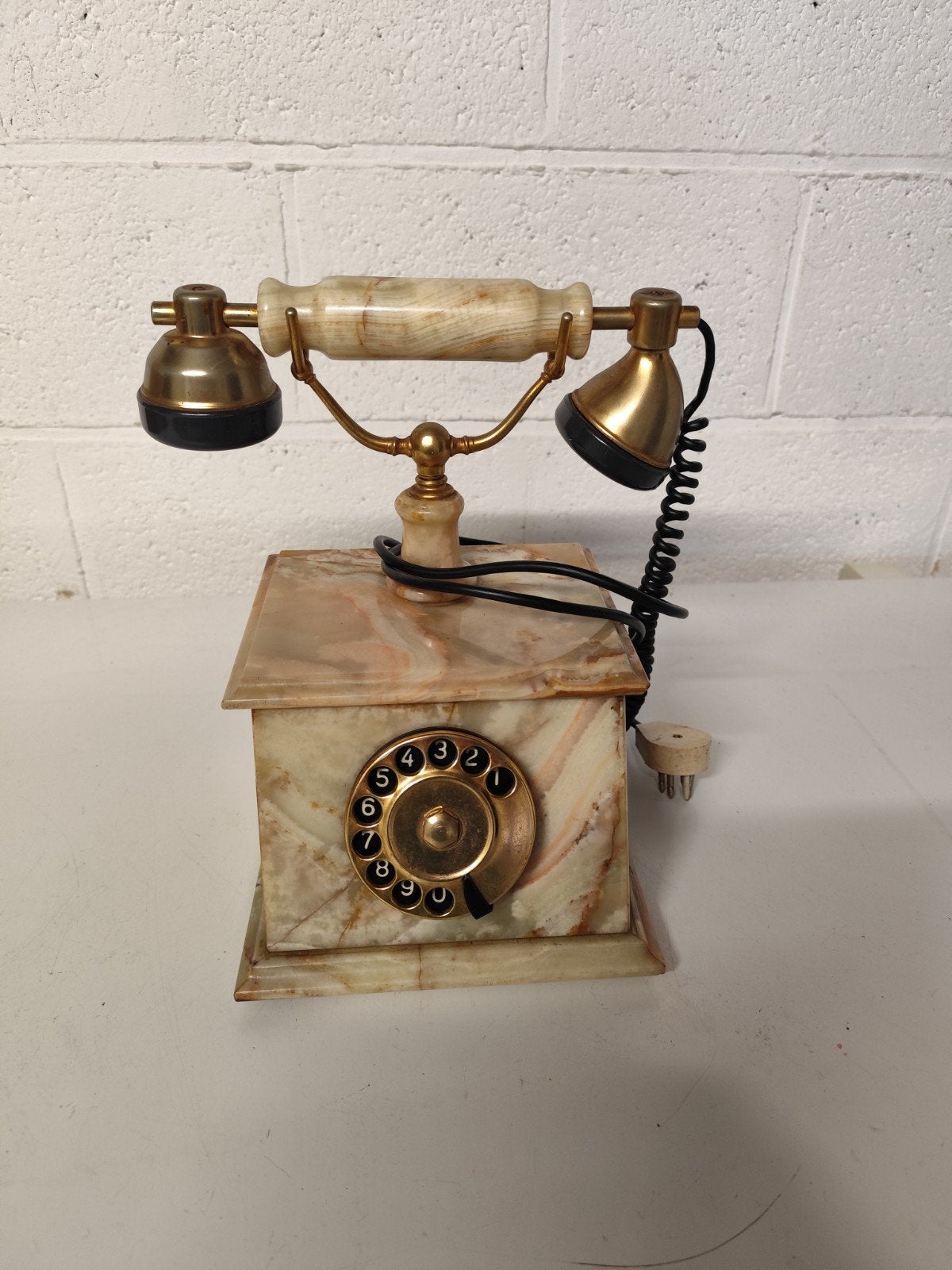 Ancien Téléphone en marbre ( Fonctionnel), Antiquités & Art, Enlèvement ou Envoi