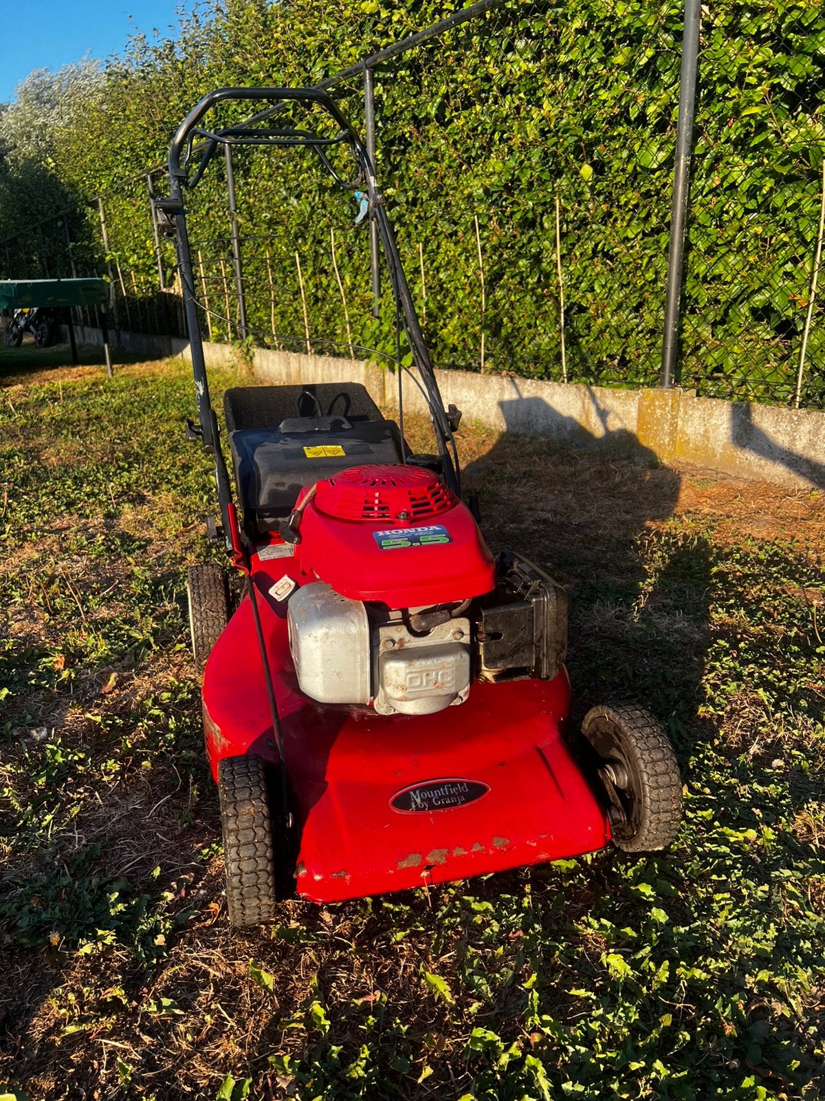 Honda grasmaaier zelftrekker, Ophalen, Zo goed als nieuw