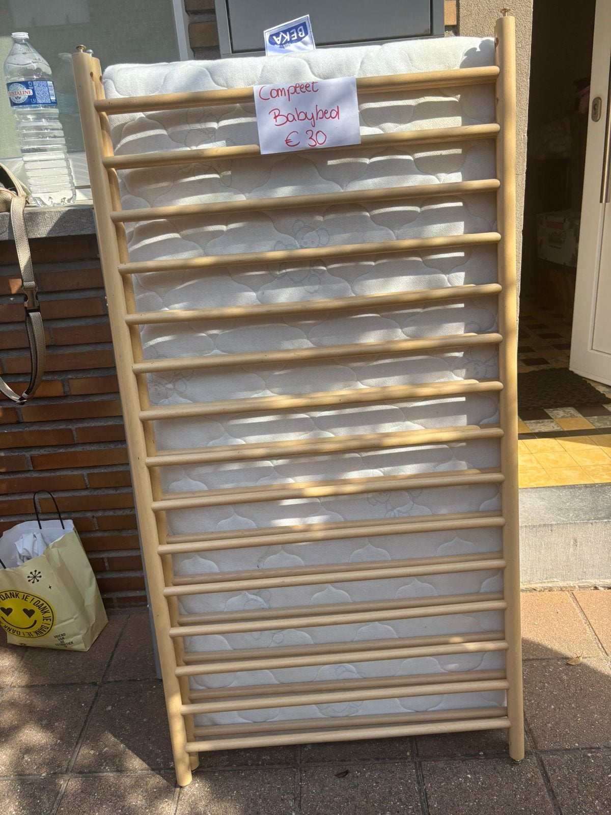 Lit pour bébé, Enlèvement, Utilisé, Matelas
