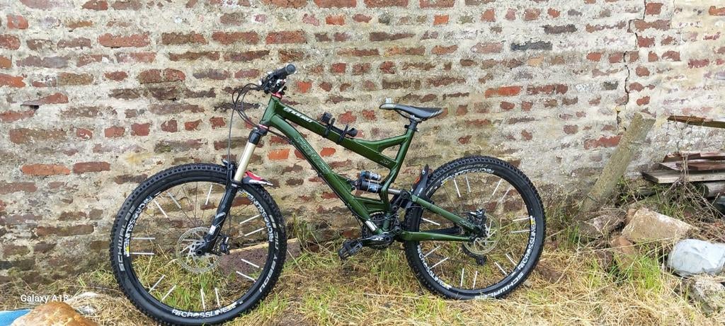 VTT Specialized, Vélos & Vélomoteurs