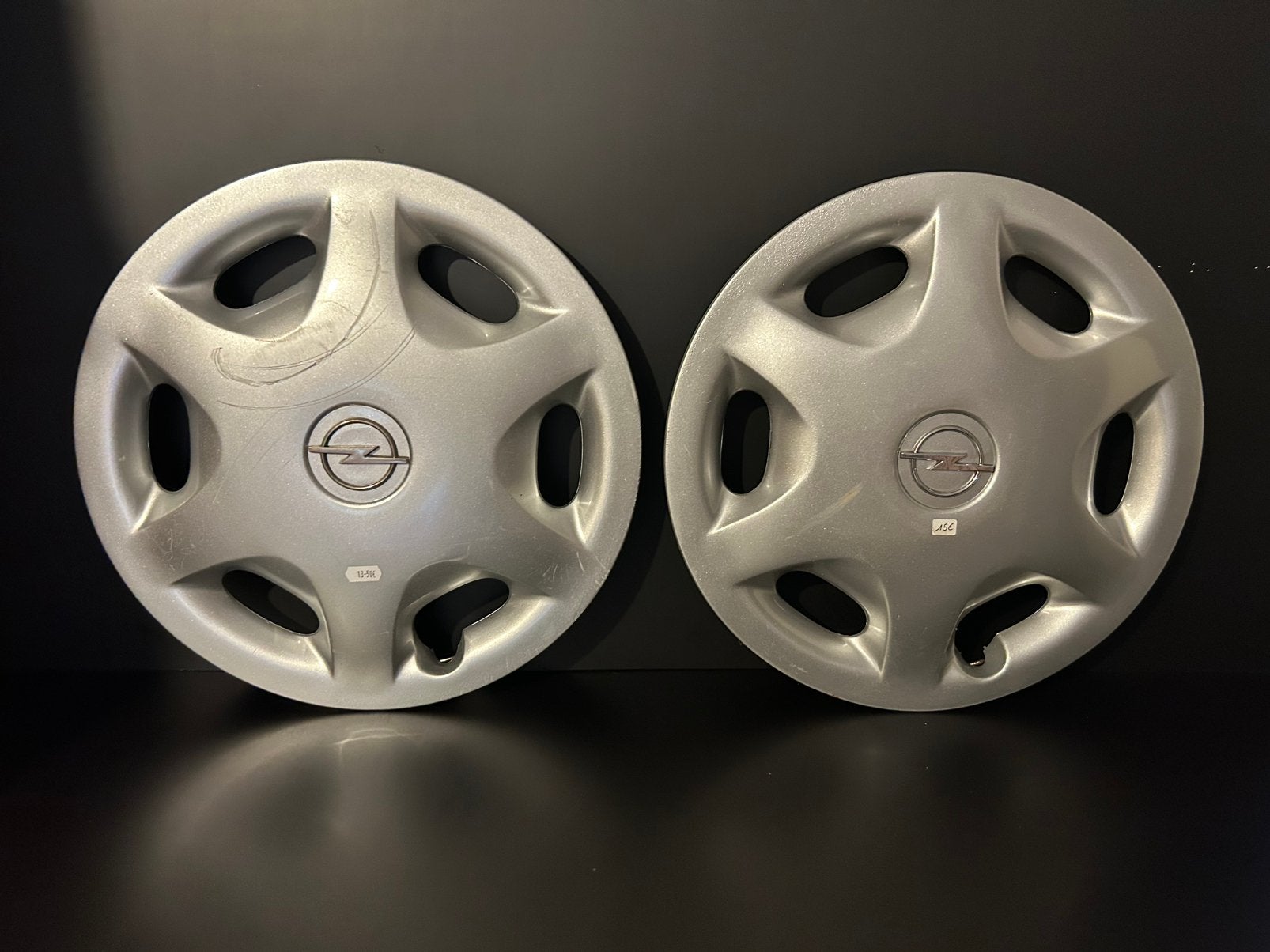 2 enjoliveurs Opel vectra Astra corsa combo meriva agila 15", Enlèvement ou Envoi, Comme neuf