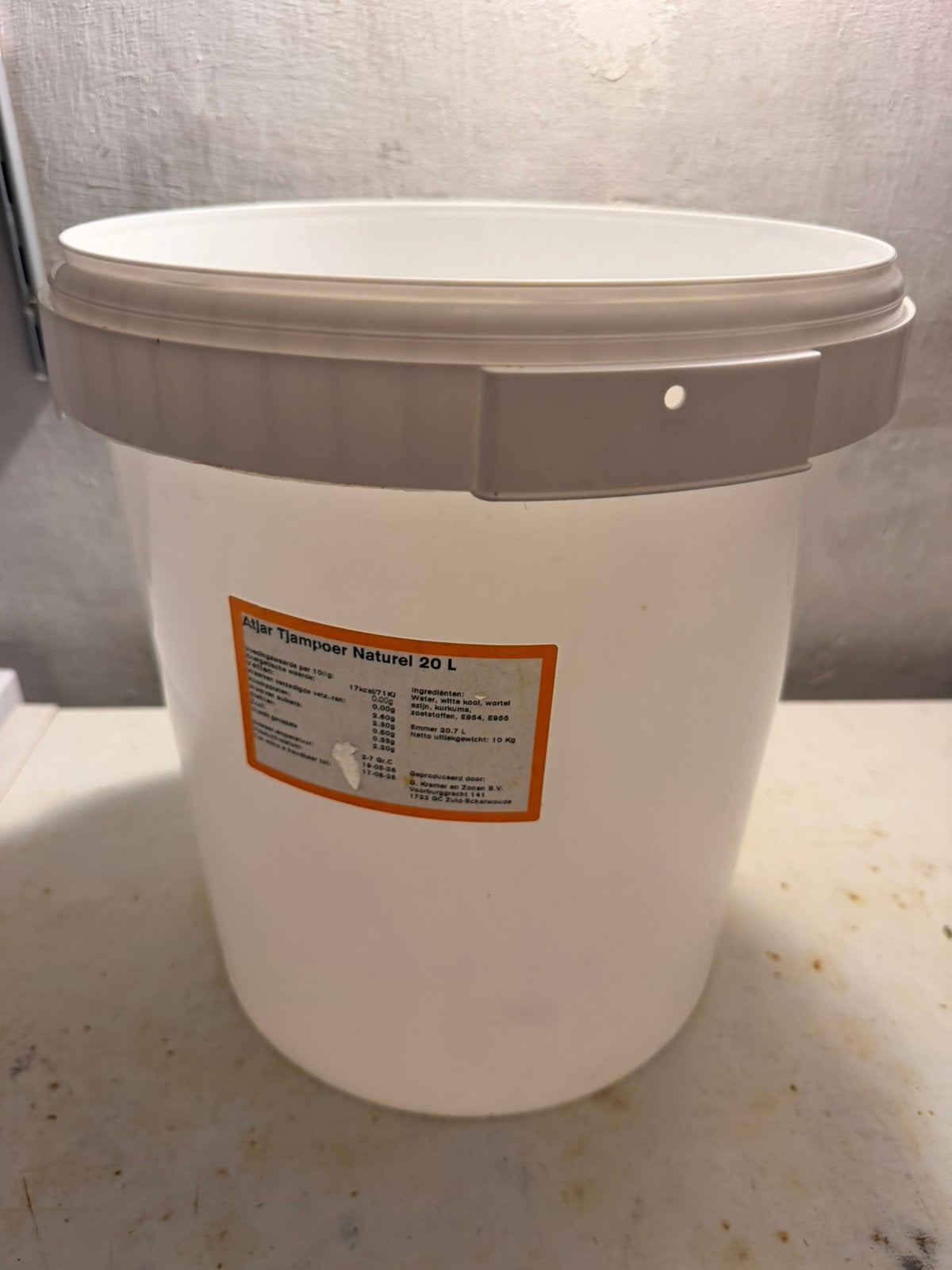 Emmers 20 liter met handvat en deksel, Huis en Inrichting, Ophalen, Zo goed als nieuw, Met deksel