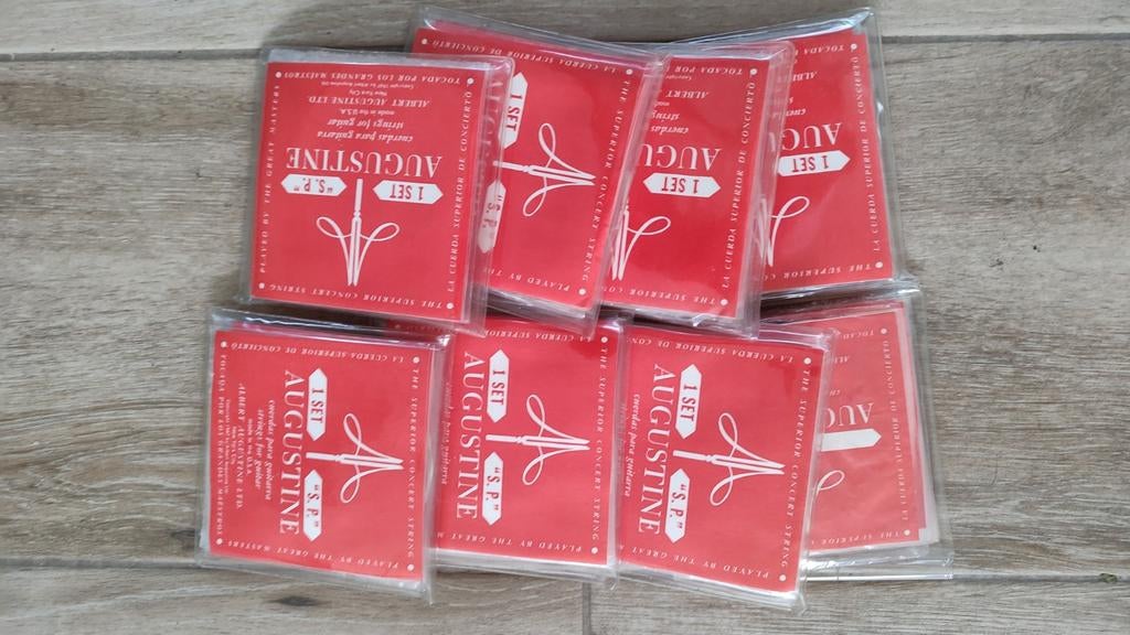 8 sets snaren Augustine voor gitaar, Muziek en Instrumenten, Snaarinstrumenten | Gitaren | Akoestisch, Ophalen, Nieuw