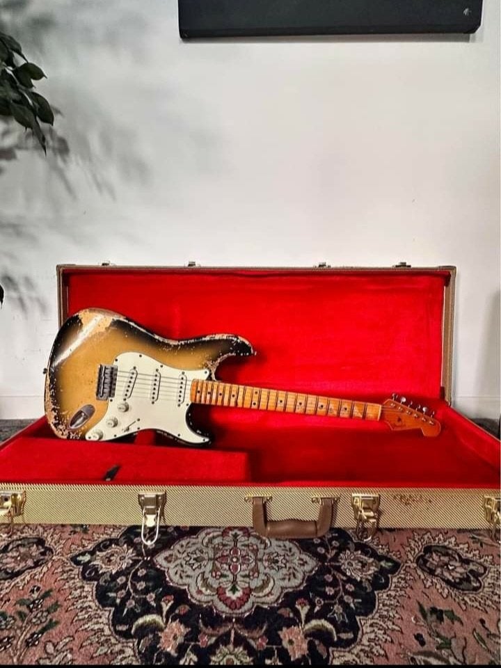 Stratocaster, Ophalen, Zo goed als nieuw, Solid body, Fender