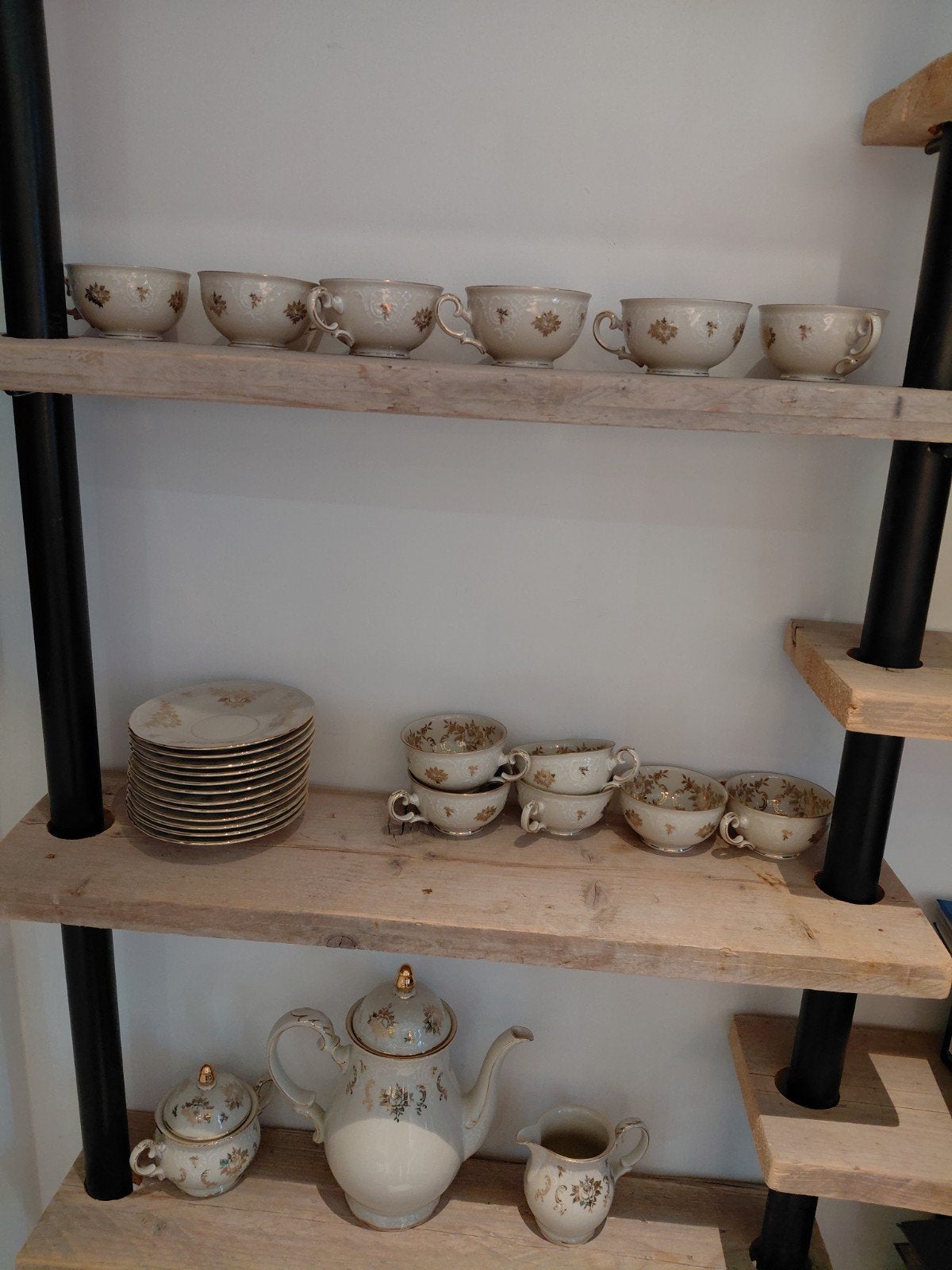 antiek servies, Enlèvement