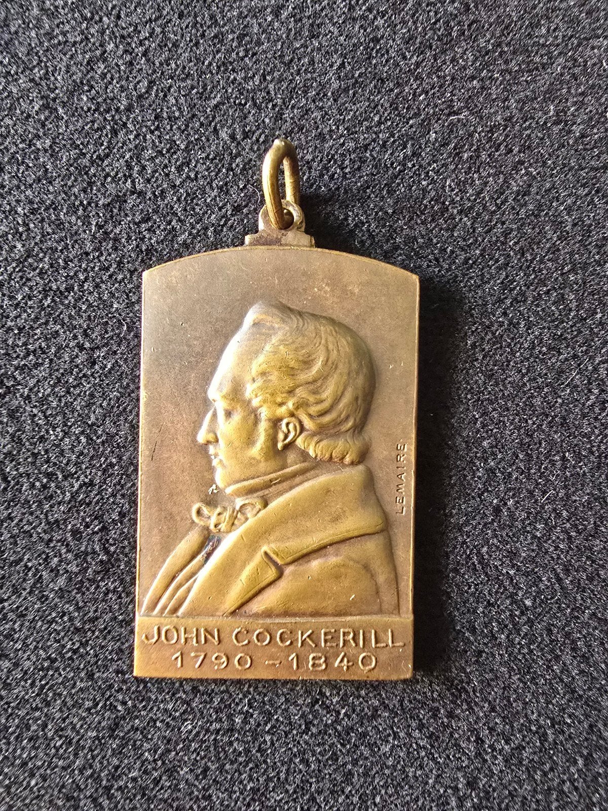 John Cockerill Belgische medaille 1947 Ashes vertaling, Ophalen of Verzenden, Brons