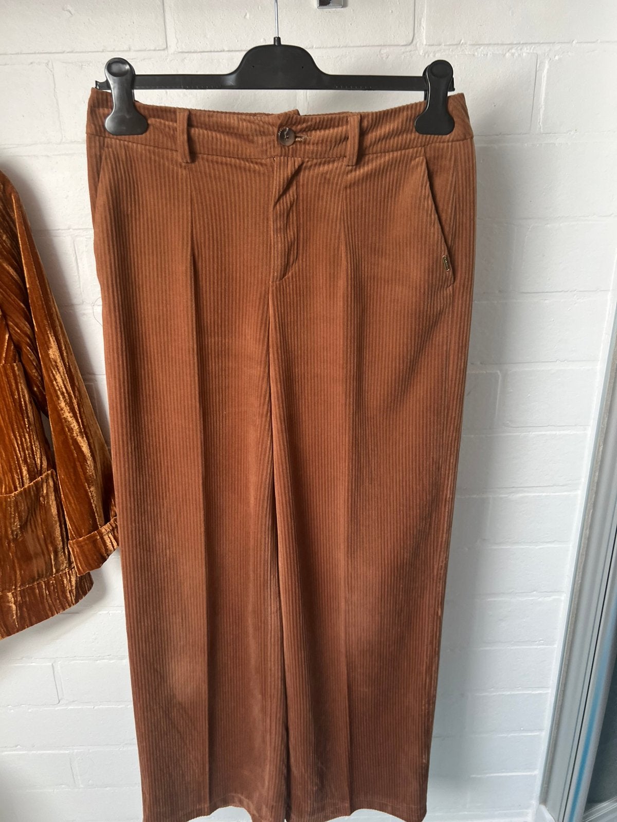 Lange broek modieus herfst/winter  xandres m36, Kleding | Dames, Broeken en Pantalons, Ophalen of Verzenden, Zo goed als nieuw