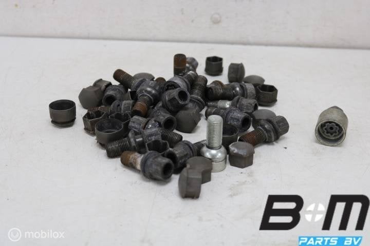 Set wielbouten + slotbouten Audi A4 B7 onbekend, Autos : Pièces & Accessoires, Utilisé, Pneu(s)