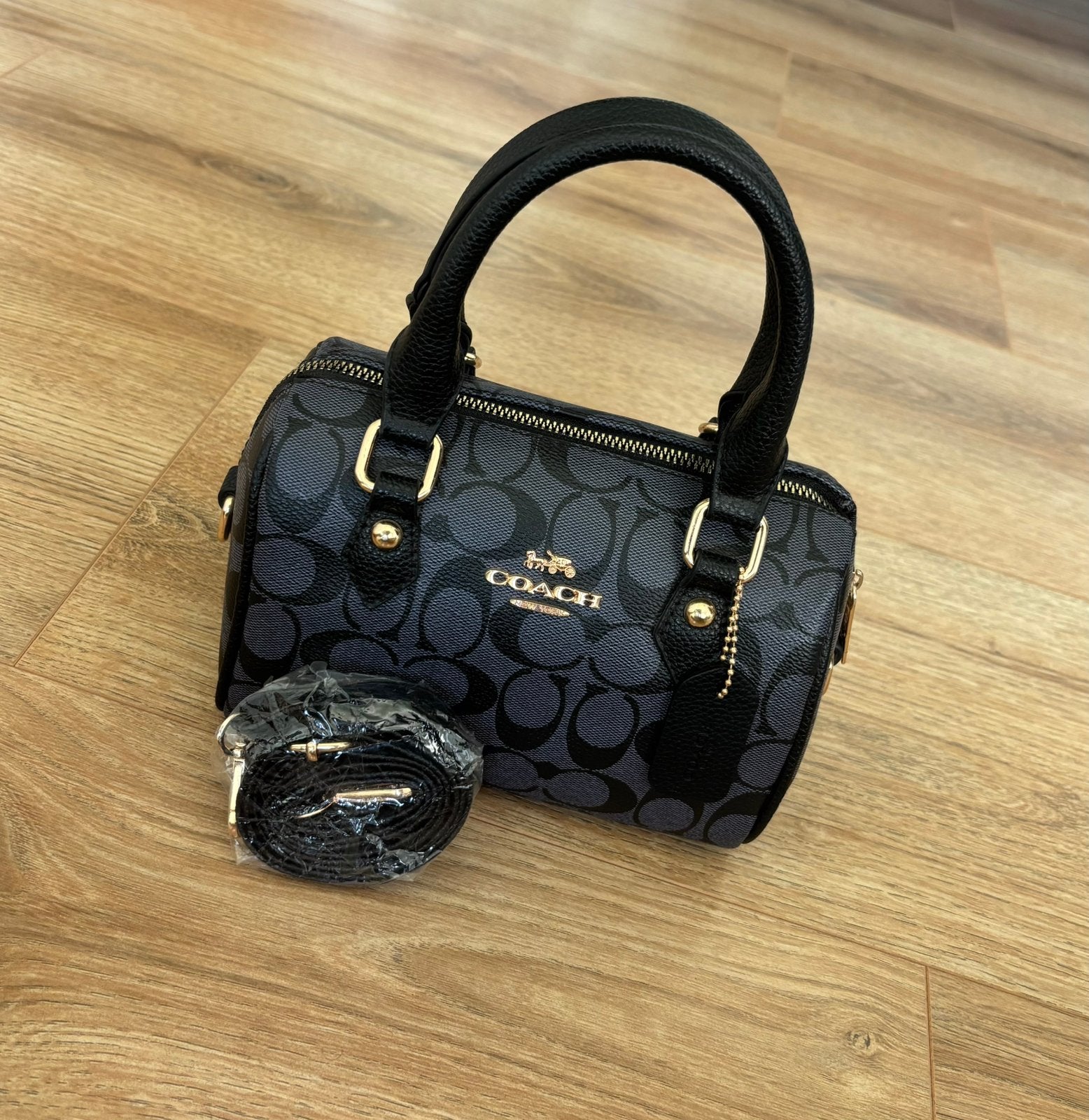 Entraîneur, Bijoux, Sacs & Beauté, Enlèvement ou Envoi, Neuf, Noir, Sac à main