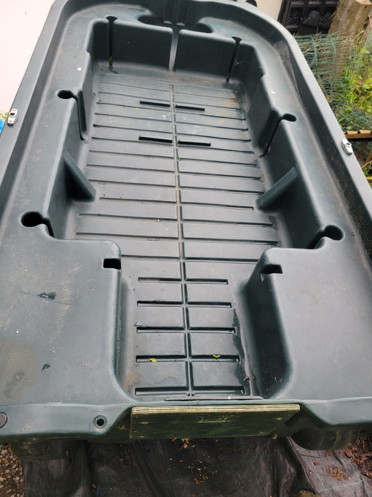 Barque plus moteur plus batterie, Enlèvement