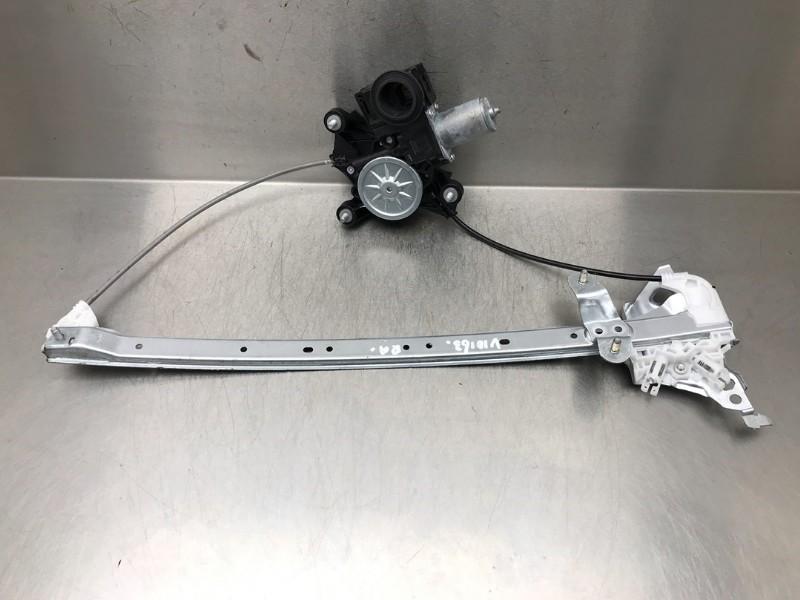 MECANISME VITRE ARRIÈRE DROIT RAV4 (A5) (|8571042150|), Utilisé, Toyota