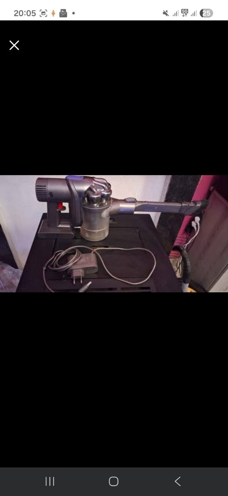 Dyson dc45 avec 1 embout et son chargeur, Electroménager, Enlèvement ou Envoi, Réservoir, Sans fil, Aspirateur de table