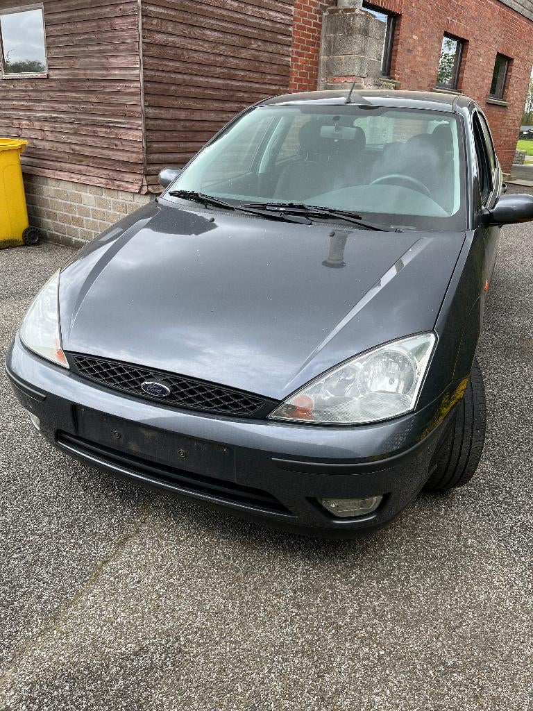 FORD FOCUS 1,6i.   5 DEUREN  AIRCO, Auto's, 1596 cc, Stof, 4 cilinders, Alarm