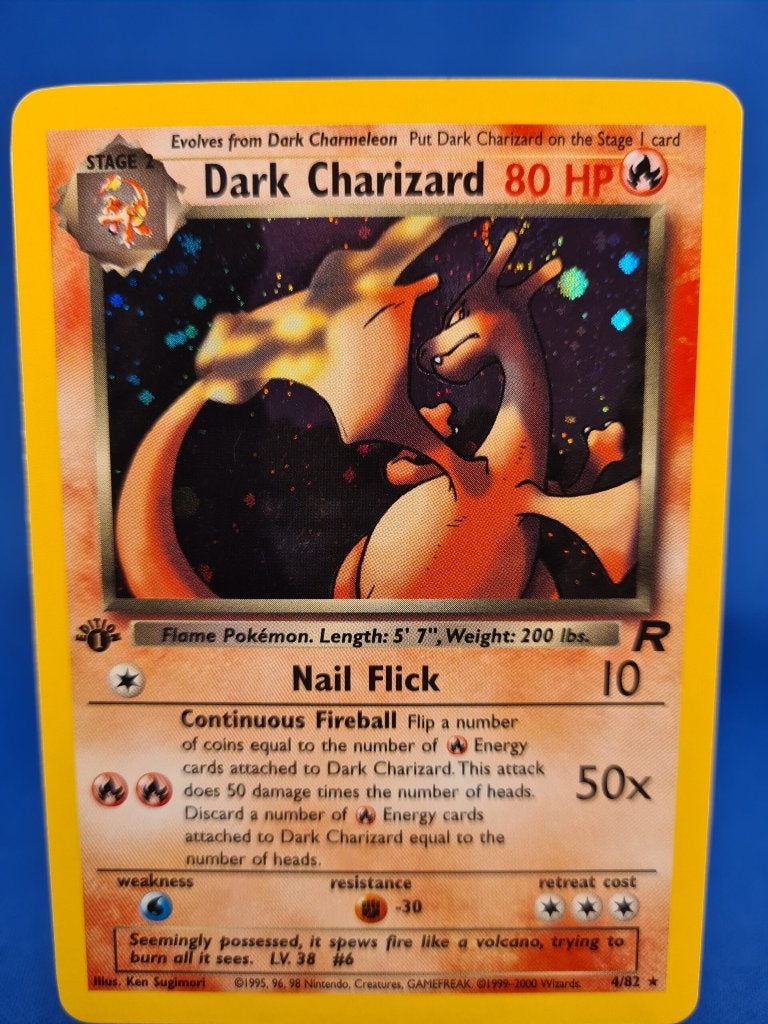 Dark Charizard 4/82 - Team Rocket (1st edition), Hobby en Vrije tijd, Verzamelkaartspellen | Pokémon, Verzenden, Gebruikt