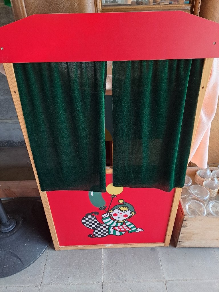Houten poppenkast, Ophalen, Gebruikt, Meubelstuk of Keukentje