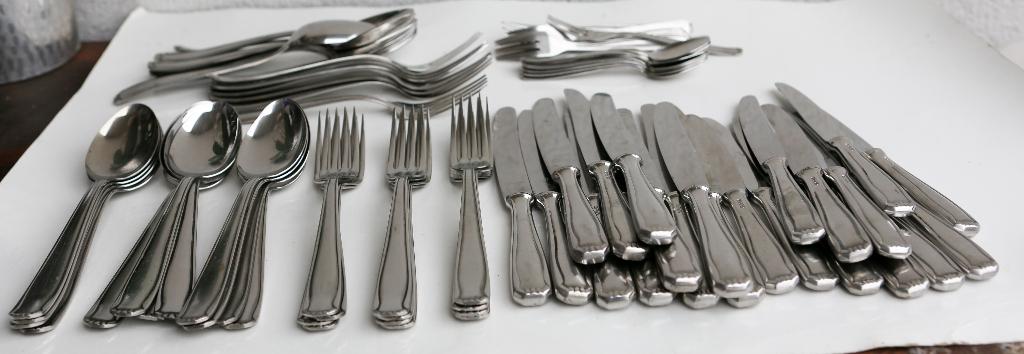 Haka Roneusil vintage bestek grote set - 79 stuks, Ophalen of Verzenden