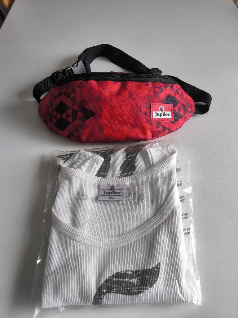 Grand sac banane bière JUPILER + t-shirt XL gratuit/ NEUF, Enlèvement ou Envoi, Neuf, Vêtements, Jupiler
