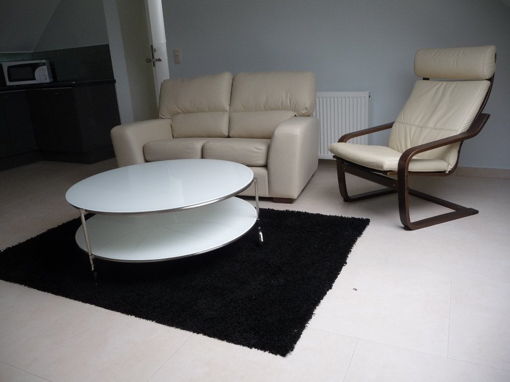 Appartement meublé 1 chambre avec parking – Warnach, 50 m² ou plus, Province de Luxembourg