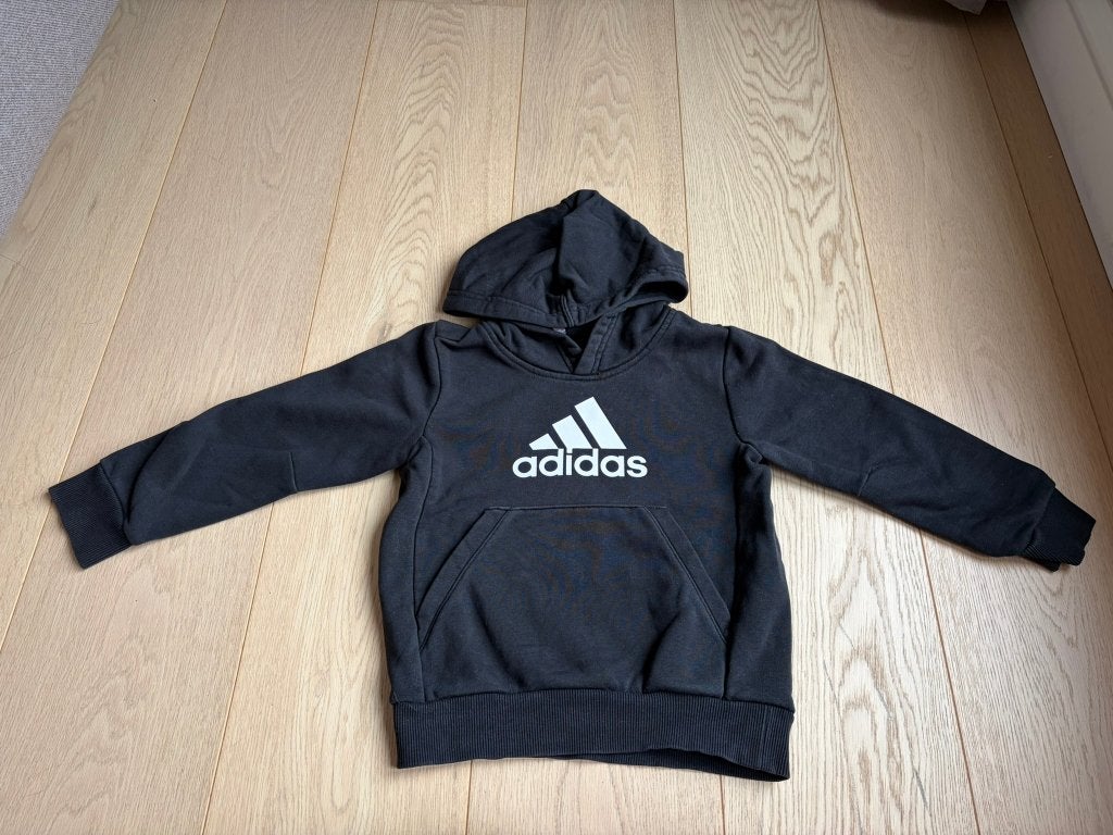 Trui Adidas maat 116, Kinderen en Baby's, Adidas, Trui of Vest, Ophalen of Verzenden, Zo goed als nieuw