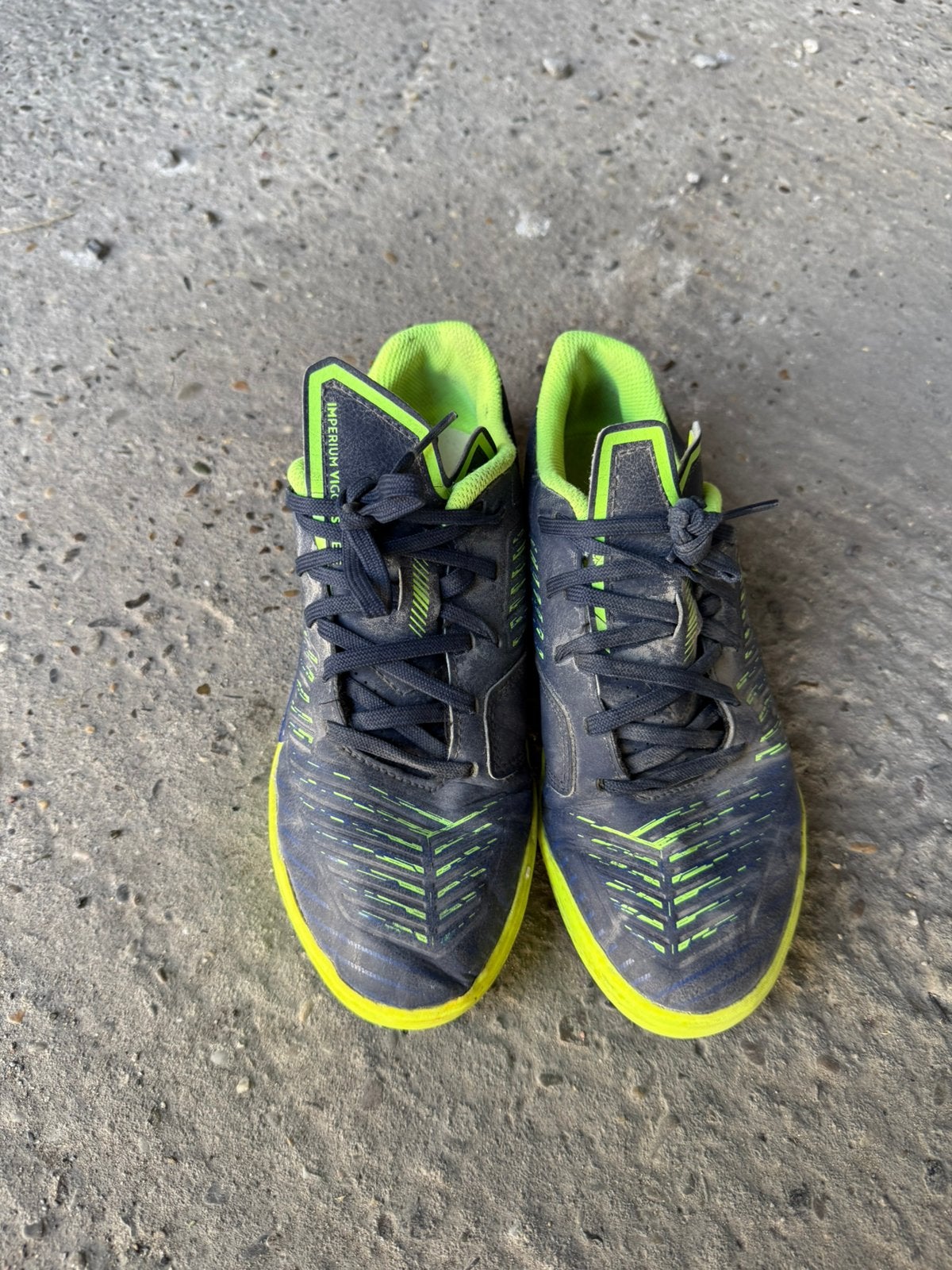 Chaussures de football en salle (taille 37), Sports & Fitness, Autres marques, Enlèvement ou Envoi, Utilisé, Autres types