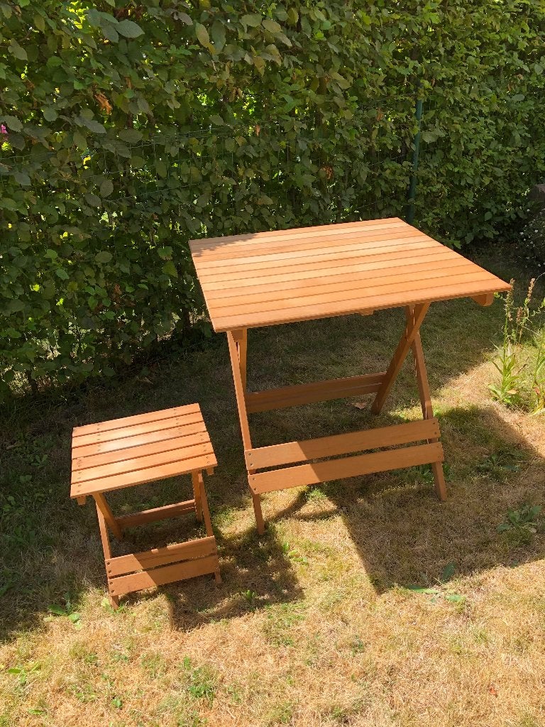 Klaptafel en stoeltjes, Ophalen, Zo goed als nieuw, Vierkant, Hout