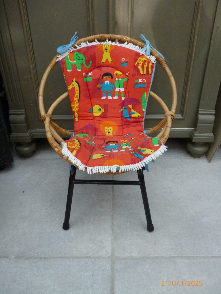 Petit fauteuil pour enfant vintage en osier, Enlèvement, Utilisé