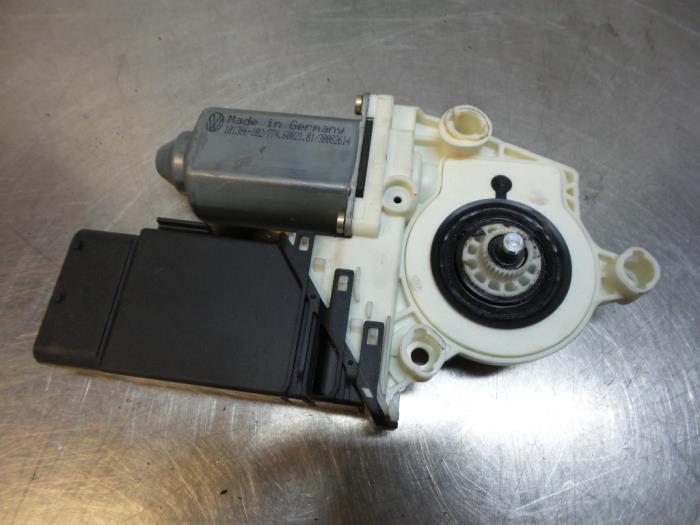 Raammotor Portier van een Volkswagen Golf (Golf 97-), Gebruikt, -, Volkswagen, -