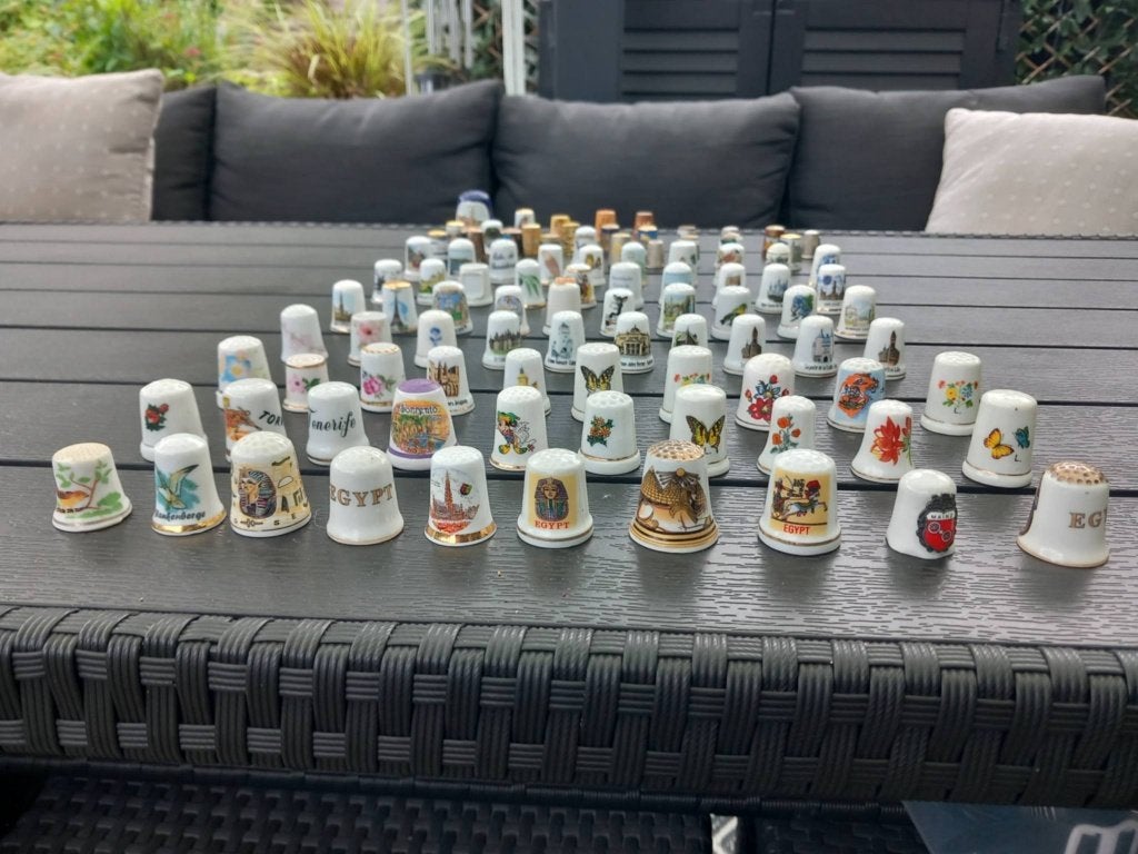 Collection 96 dés a coudre (céramique/bois), Enlèvement, Comme neuf, Porcelaine