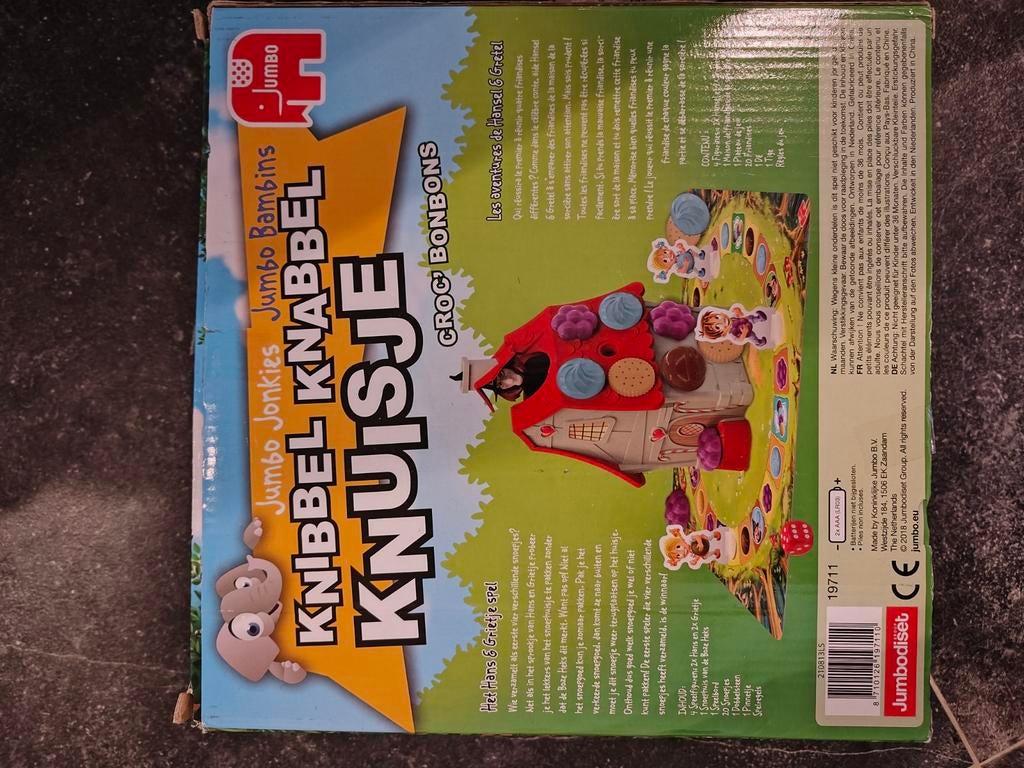 Jumbo knibbel knabbel knuisje, Enlèvement