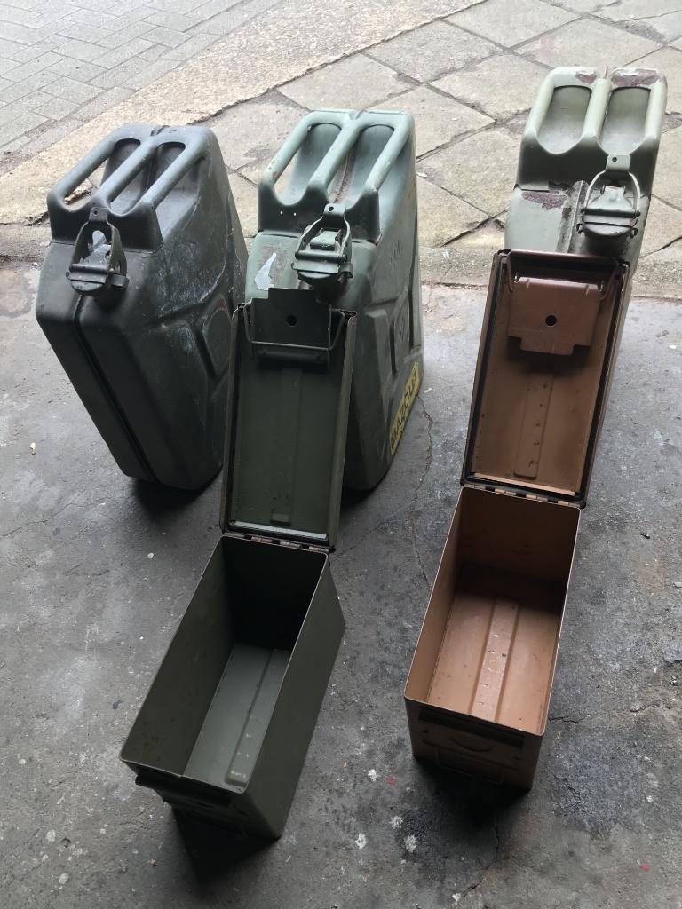 Jerrycan legergroen - munitiekisten  - medails, Ophalen of Verzenden