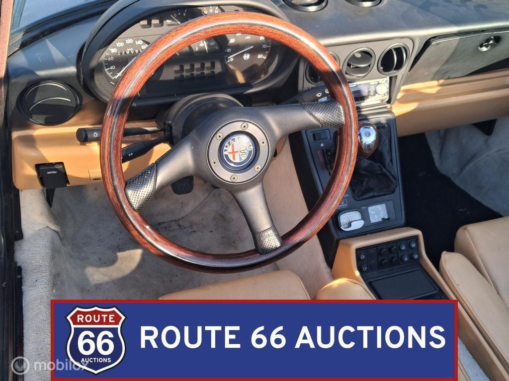 Alfa Romeo Spider 2.0 | 1991 | Route 66 Auctions, Auto's, Zwart, Bedrijf, Handgeschakeld, Overige carrosserie