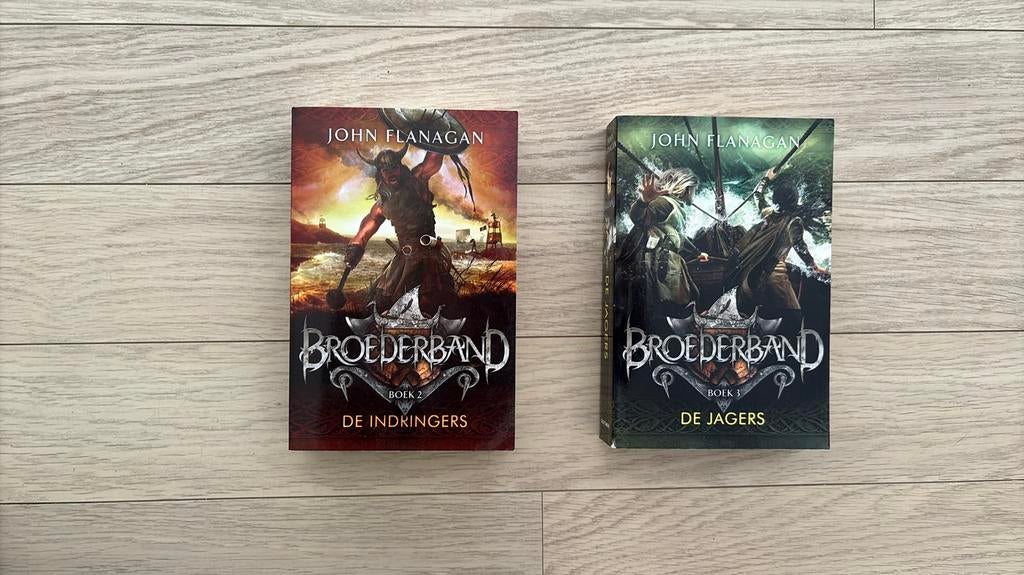 John Flanagan - Broederband serie, Boeken, Ophalen of Verzenden, Zo goed als nieuw