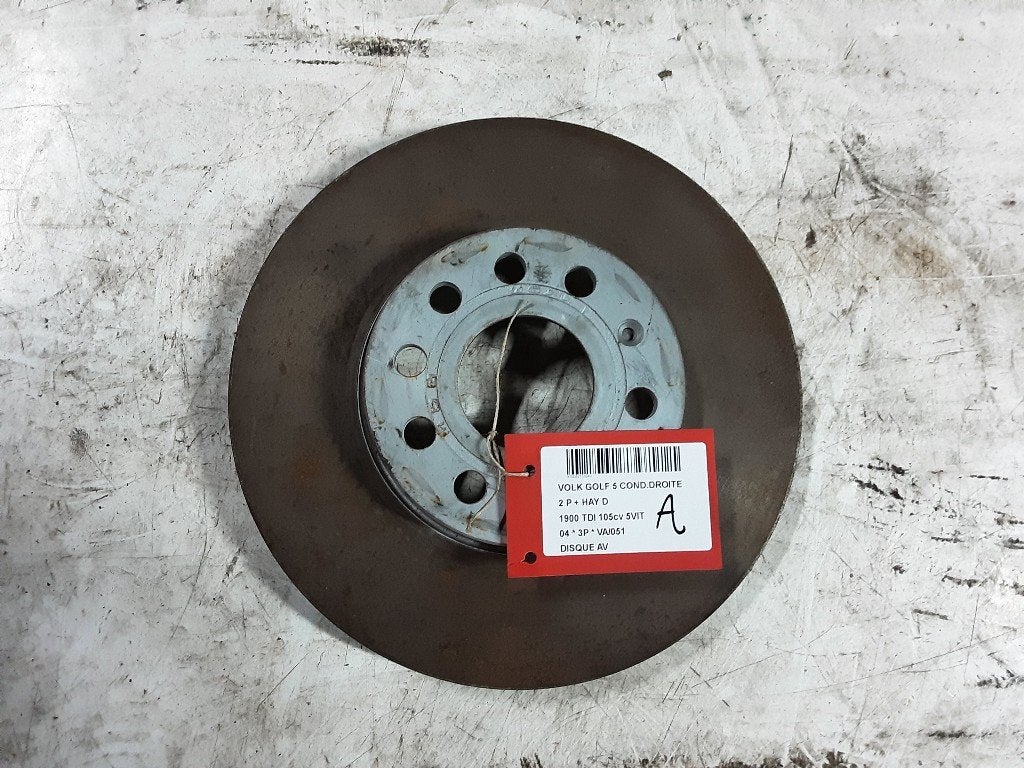 FREIN DISQUE AVANT Volkswagen Golf V (1K1) (02-2001/12-2010), Utilisé, Volkswagen