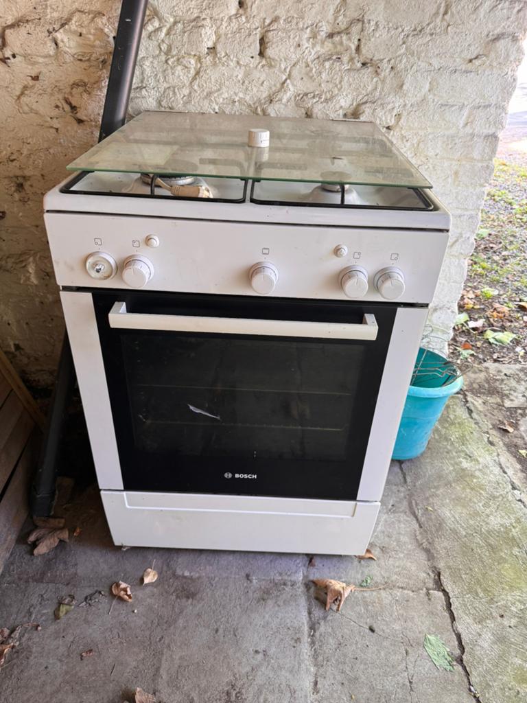 GRATIS gasfornuis BOSCH niet getest, Elektronische apparatuur, Ophalen, Zo goed als nieuw