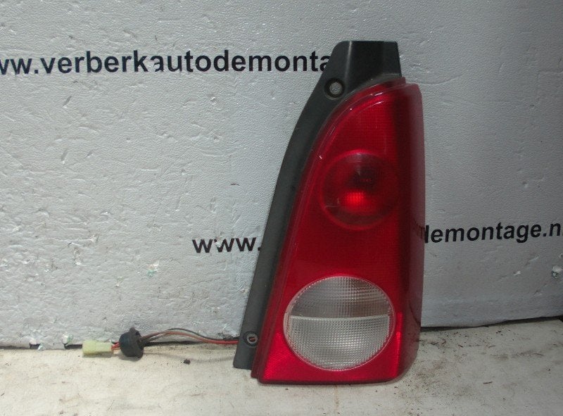 ACHTERLICHT RECHTS Opel Agila (A) (01-2000/12-2007), Gebruikt, Opel, Opel Automobile GmbH, Kontakt-opel@opel.com
