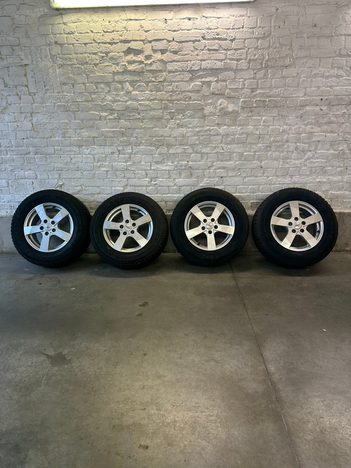 Winterbanden met aluminium velgen 16 inch, Enlèvement