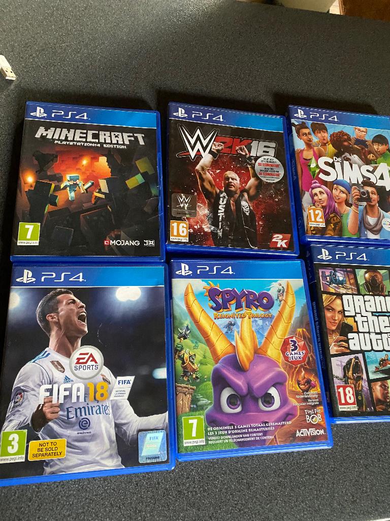Playstation 4 spellen, Ophalen