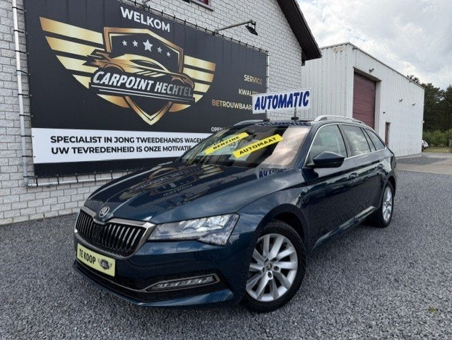Skoda Superb Combi 1.5 tsi 150 pk AUTOMAAT 2020 GARANTIE !, Automaat, Dealer onderhouden, 1498 cc, Blauw