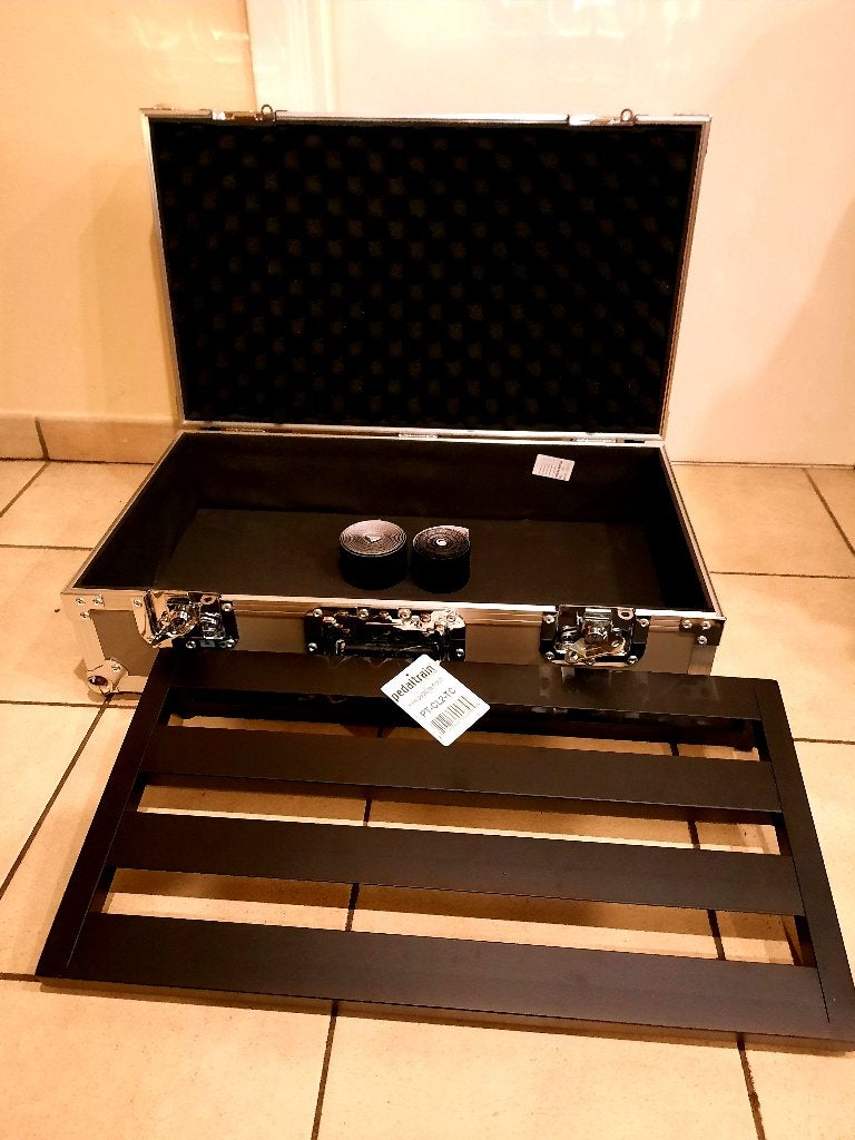 Pedaltrain Classic 2 with Tour Case, Muziek en Instrumenten, Behuizingen en Koffers, Ophalen, Zo goed als nieuw, Overige instrumenten