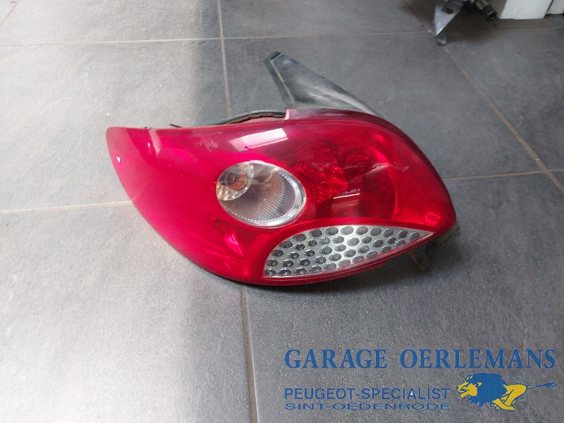 achterlicht links peugeot 206+ 9685618280, -, Utilisé, -, ARN reconnu