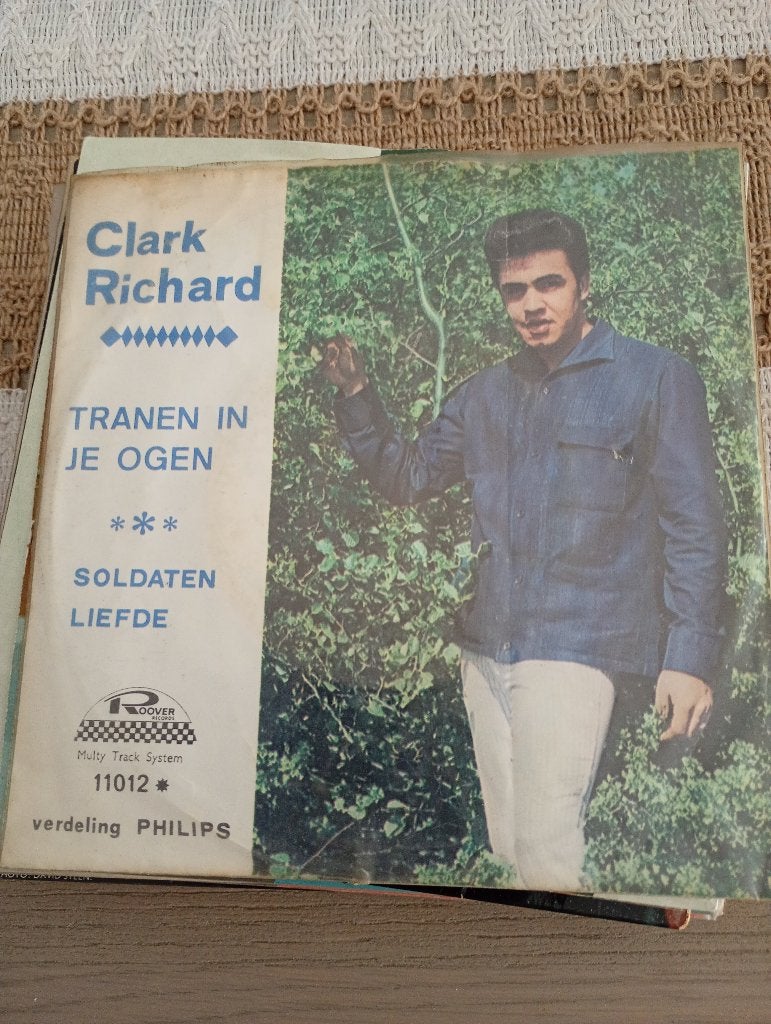 Clark Richard - Tranen in je ogen / Soldatenliefde, CD & DVD, Vinyles Singles, En néerlandais, Pochette photo, 7 inch, Utilisé