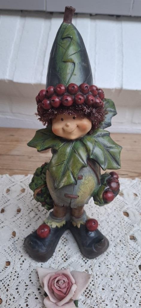 KERST beeld / pop , kerstkrans, bladeren, bessen, 29 cm, Diversen, Kerst, Gebruikt, -, -, Ophalen of Verzenden