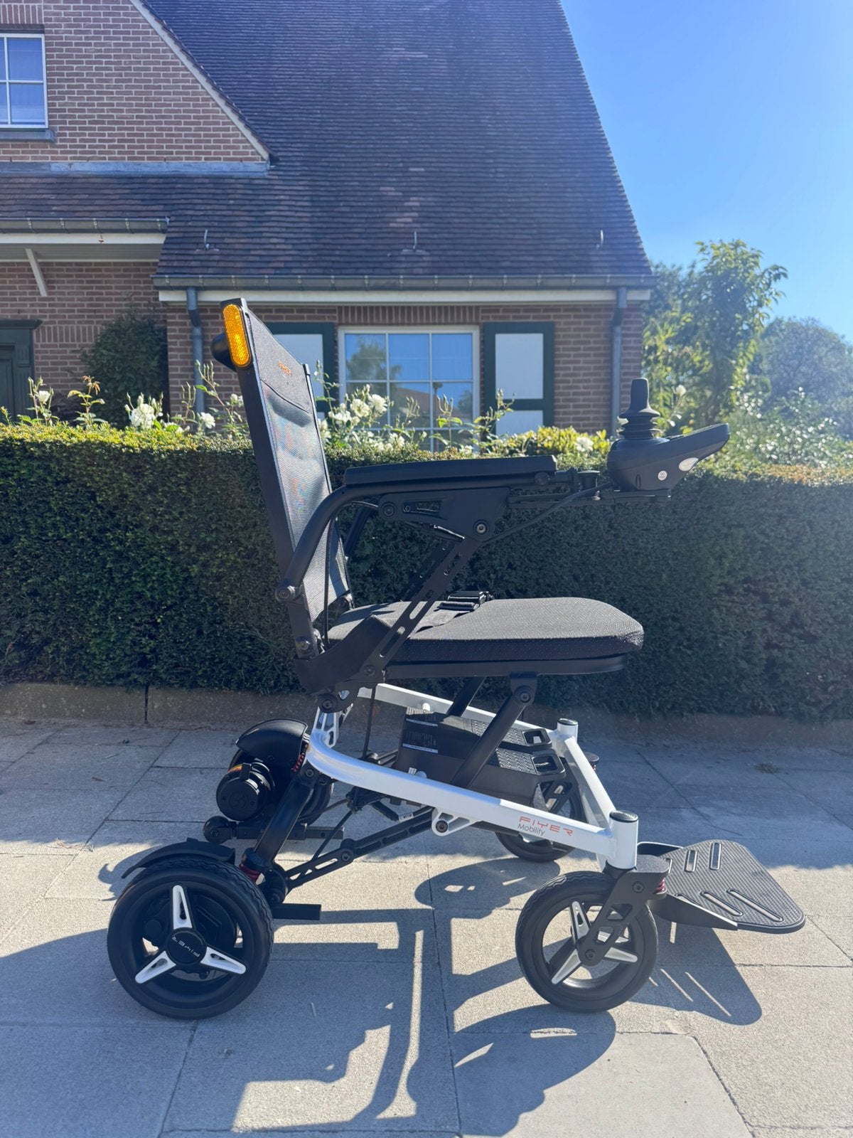 État Neuf léger FR16 — Fauteuil électrique Chaise roulante, Enlèvement ou Envoi, Pliant, Neuf, Fauteuil roulant électrique