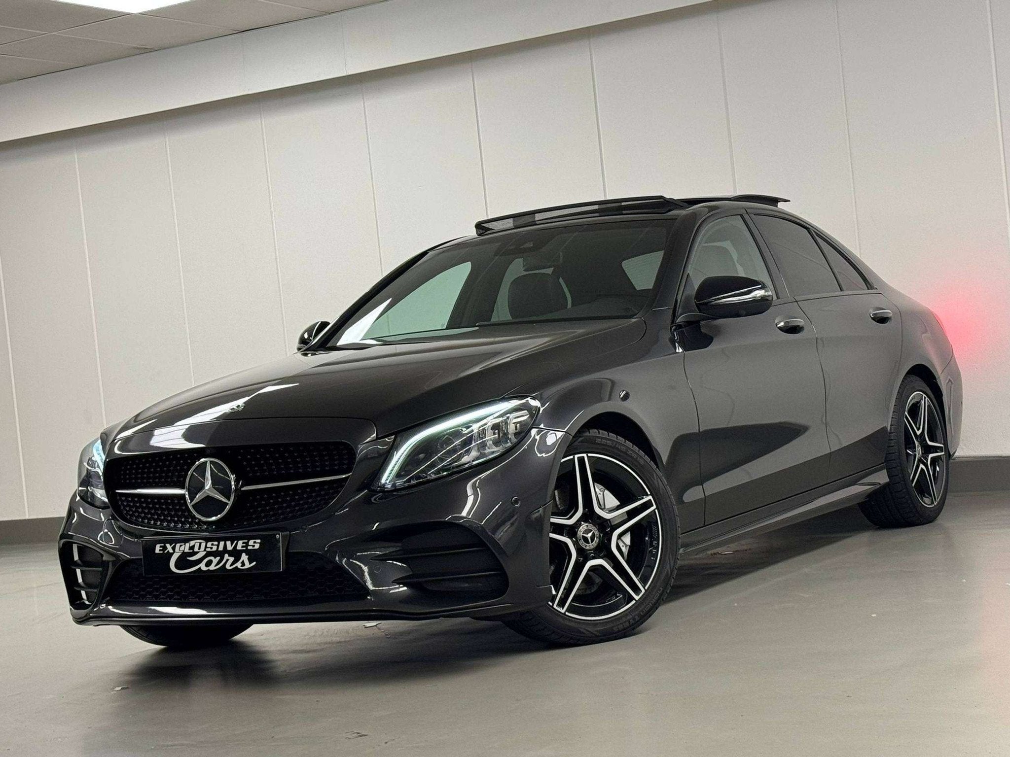 Mercedes-Benz C-Klasse 200 D AMG LINE TOIT PANO BURMESTER 36, Automaat, 4 deurs, Gebruikt, 4 cilinders