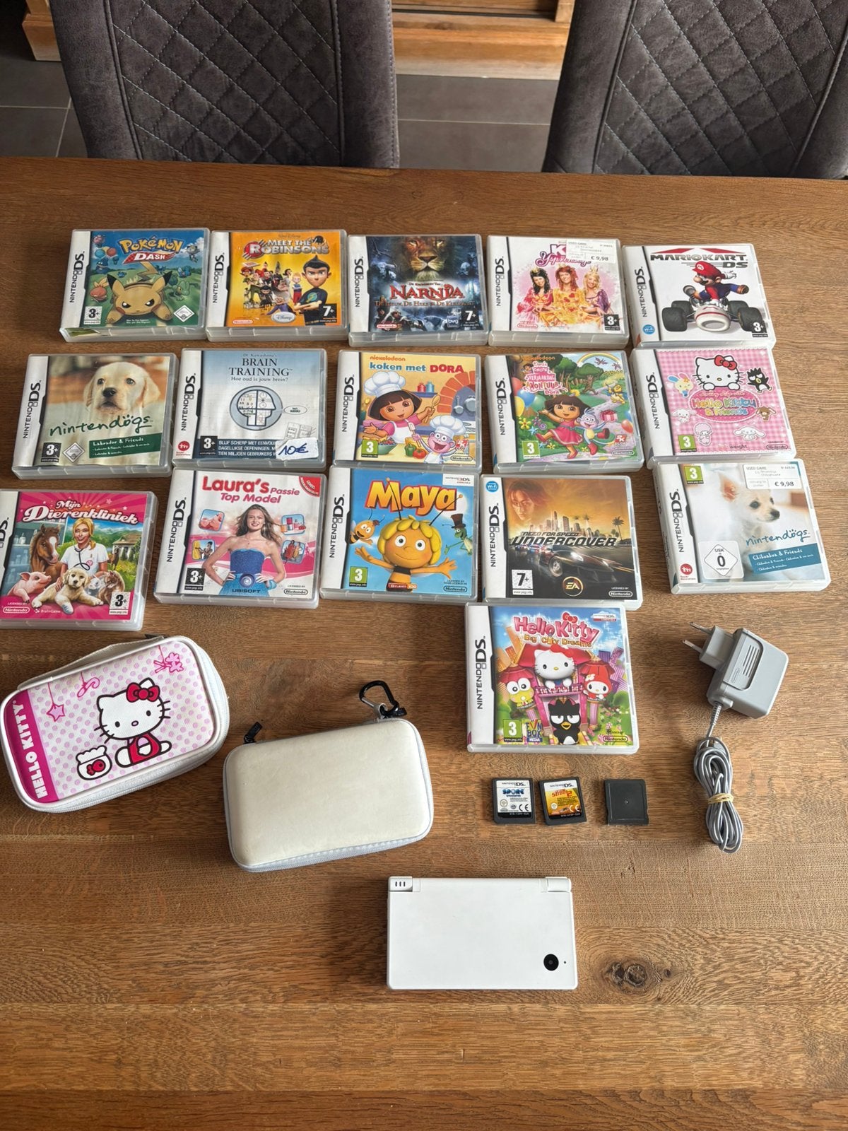 Nintendo ds+ 19 spelletjes, Games en Spelcomputers, Spelcomputers | Nintendo DS, Ophalen of Verzenden, Zo goed als nieuw