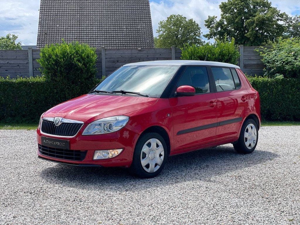 Skoda Fabia/Automaat///Benzine/Clima/1SteEig/Garantie/**, Auto's, Automaat, Parkeersensor, 124 g/km, MyCar